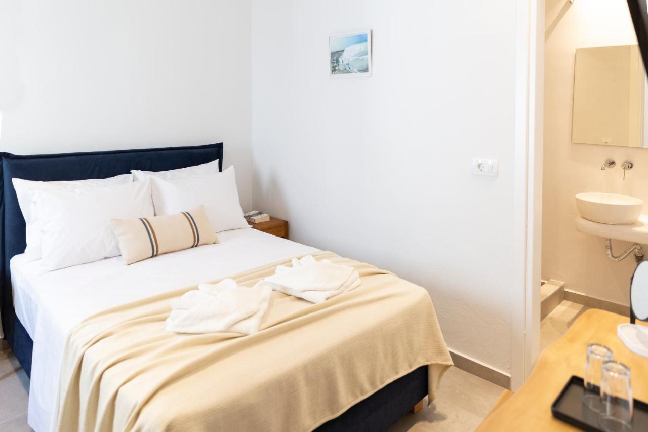 Asimina Hotel Fira  Ngoại thất bức ảnh