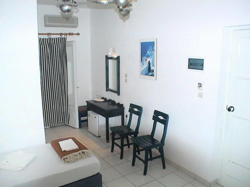 Asimina Hotel Fira  Ngoại thất bức ảnh